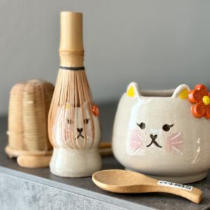 Bol à matcha et son porte fouet
