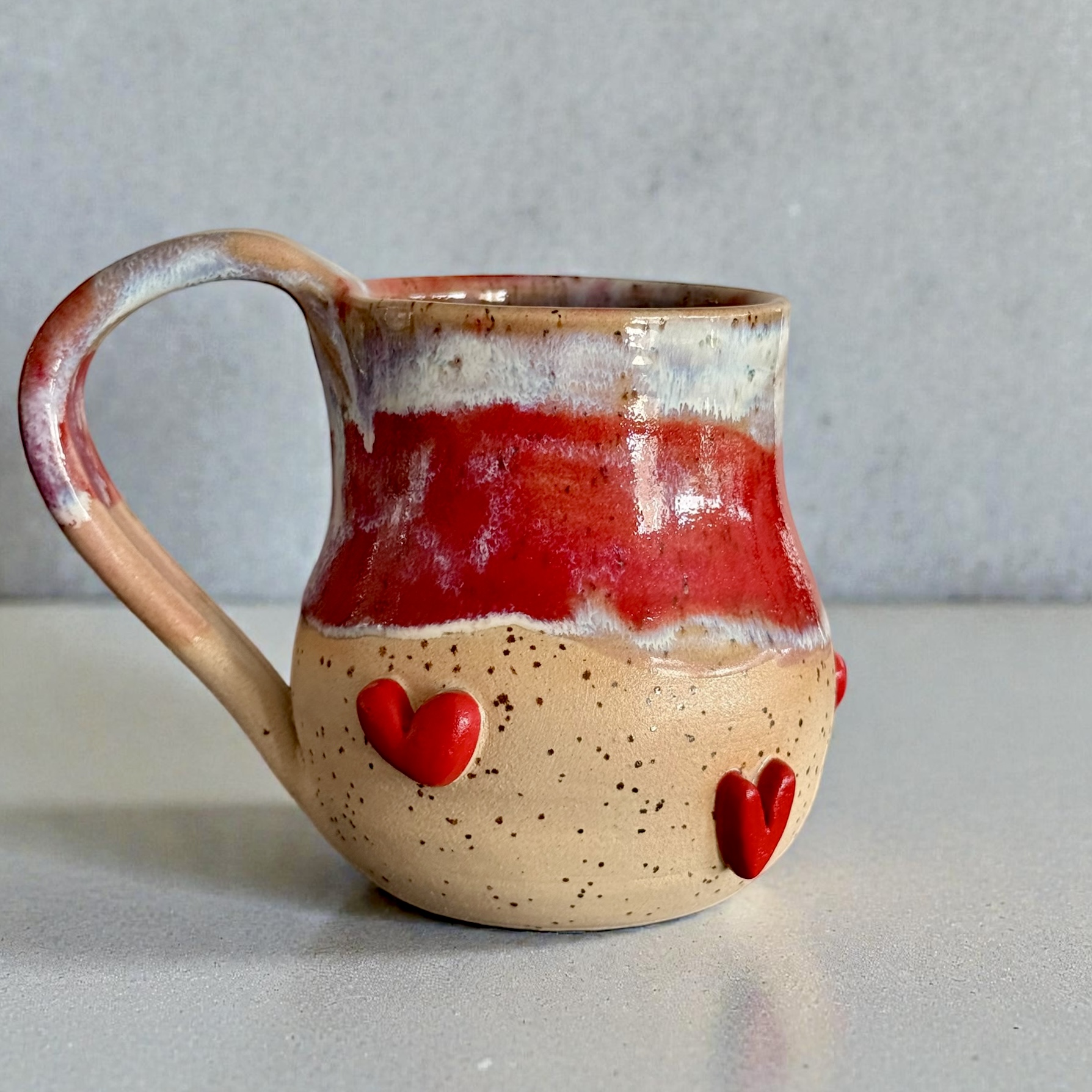 Mug Coeurs rouges 2,5dl – Image 2