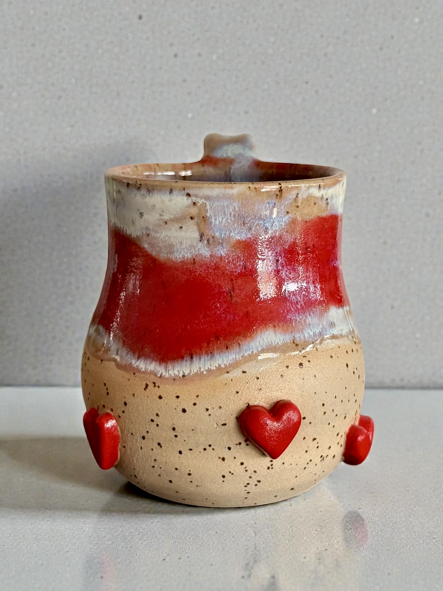 Mug Coeurs rouges 2,5dl – Image 3