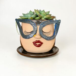 Pot percé Mademoiselle Angélique