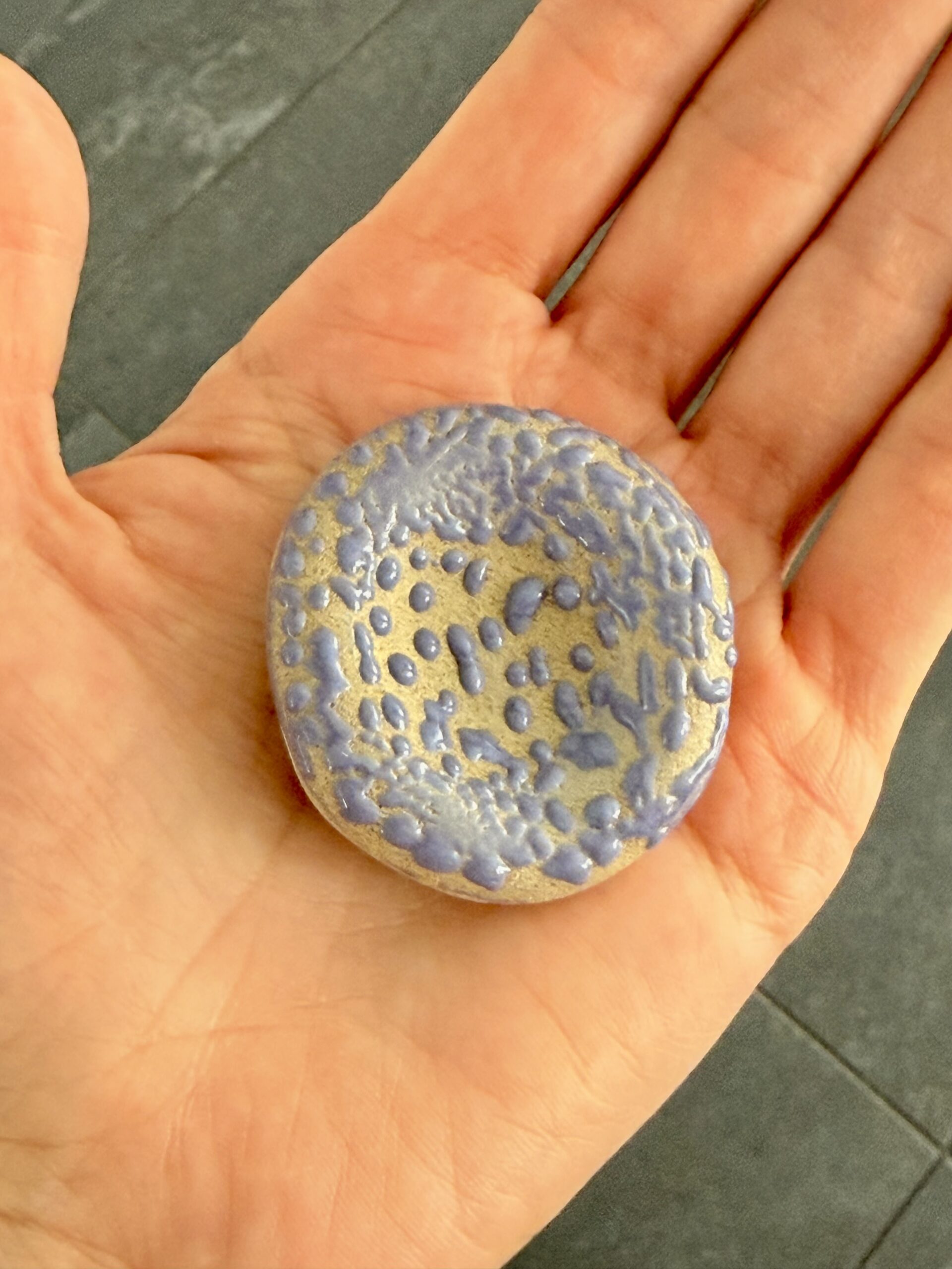 Worry stone structurée